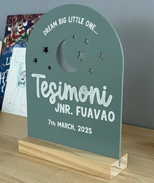 Birth Celebration Arch: 'Dream big little one'