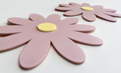 Wall Daisies