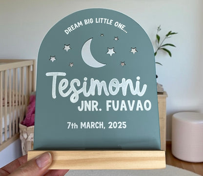 Birth Celebration Arch: 'Dream big little one'