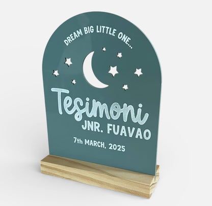 Birth Celebration Arch: 'Dream big little one'